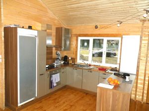 Cuisine maison en bois Louisa 140m2